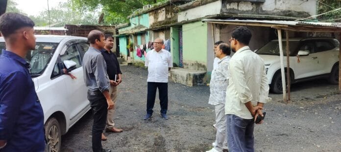 सिविल सर्जन ने हिरणपुर सीएचसी का किया औचक निरीक्षण, स्वास्थ्य सुविधाओं का लिया जायजा