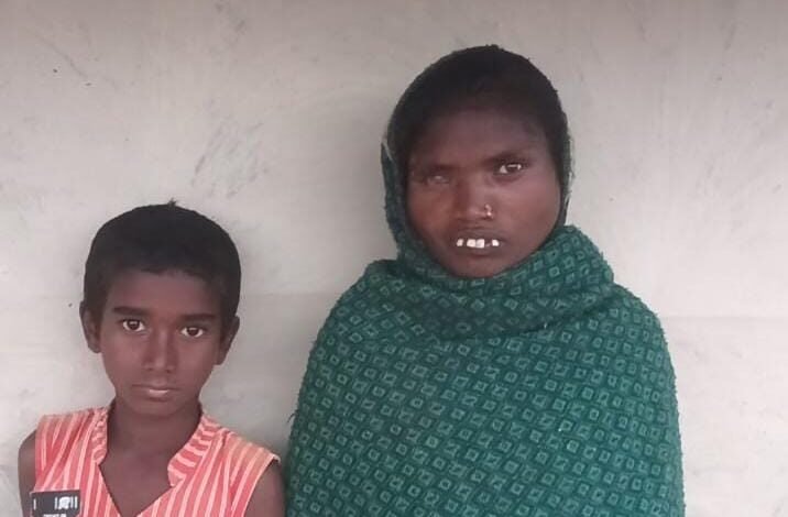आधार कार्ड के अभाव में 10 वर्षीय बच्चे का स्कूल में नहीं हो पा रहा नामांकन