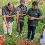 देवकी बाबा धाम परिसर में कल्पतरु वृक्ष लगाया गया